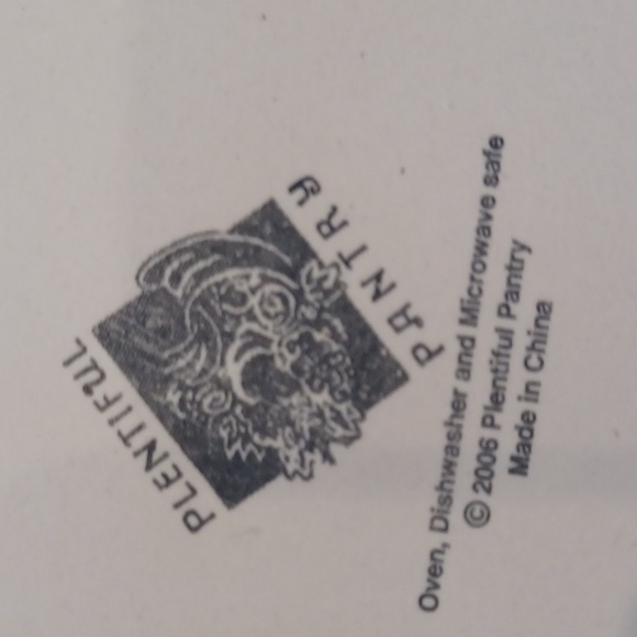 Plentiful Pantry Peachy Keen Baking Dish - Picture 5 of 6